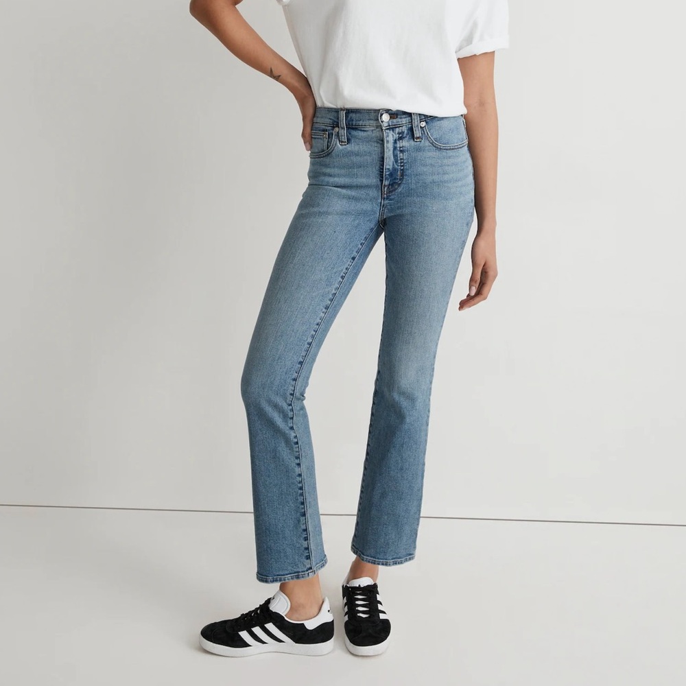 Madewell Mid-Rise Kick Out Jeans